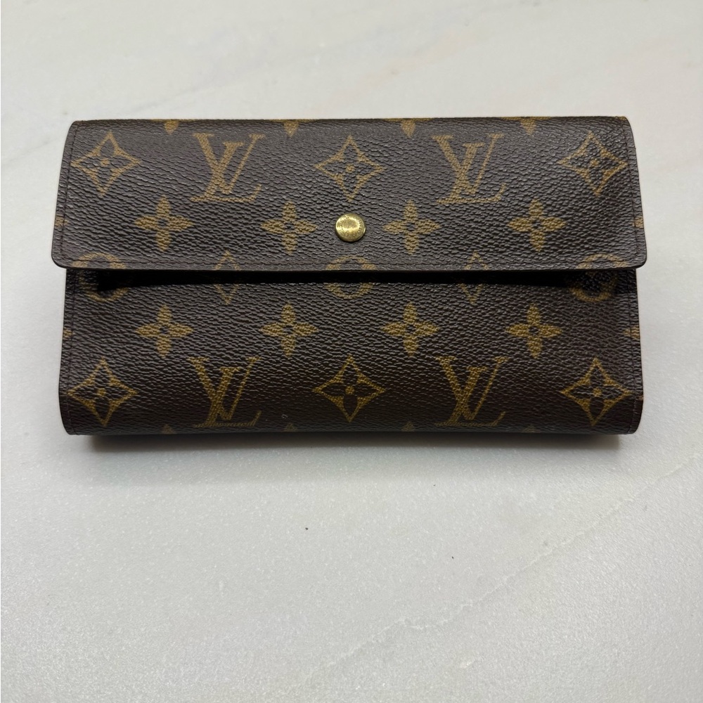 Louis Vuitton Classic Monogram Wallet